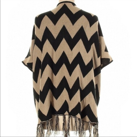 Faded Glory L tan-black chevron open front fringed cardigan sweater - Picture 2 of 6